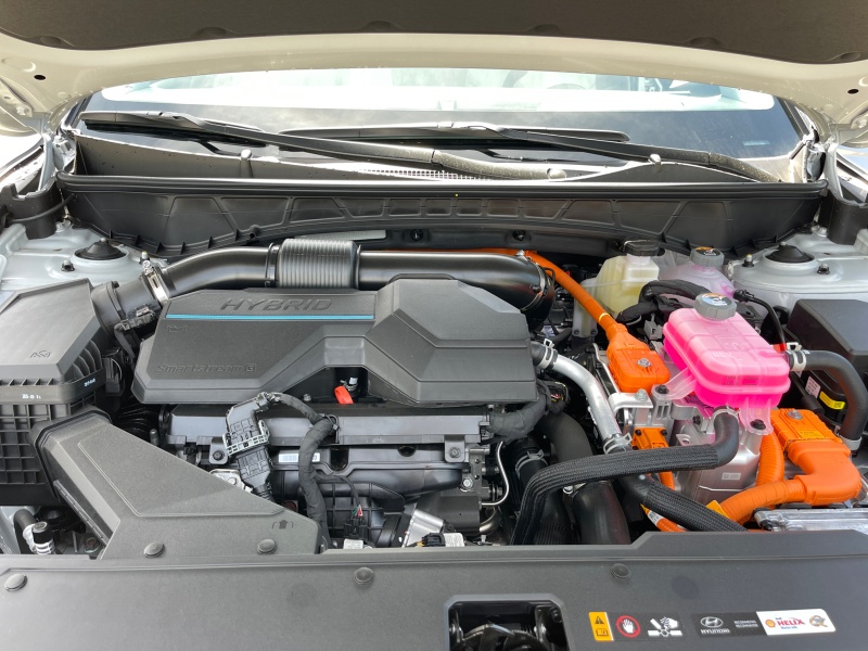 2025 Hyundai Tucson Hybrid