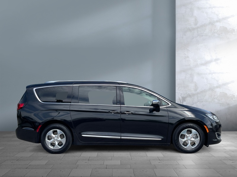 2018 Chrysler Pacifica