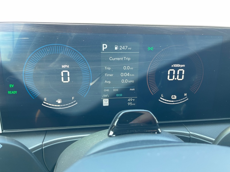 2025 Hyundai Santa Fe Hybrid