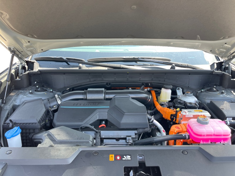 2025 Hyundai Santa Fe Hybrid