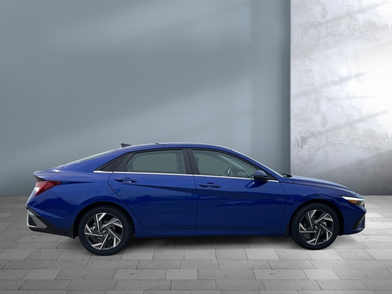 2025 Hyundai Elantra Hybrid
