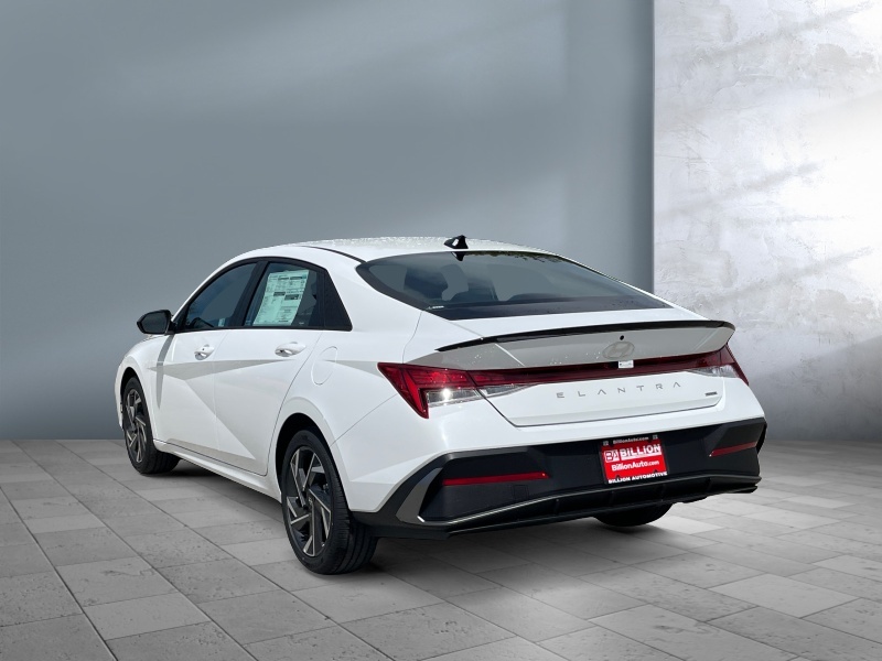 2025 Hyundai Elantra Hybrid