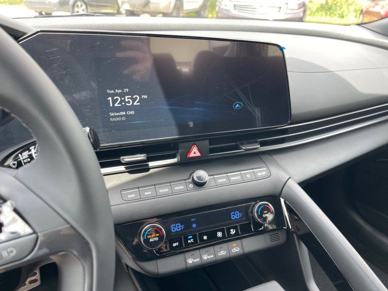 2025 Hyundai Elantra Hybrid