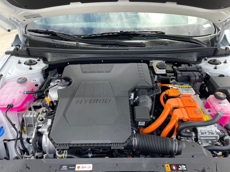 2025 Hyundai Elantra Hybrid