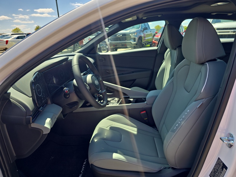 2025 Hyundai Elantra Hybrid