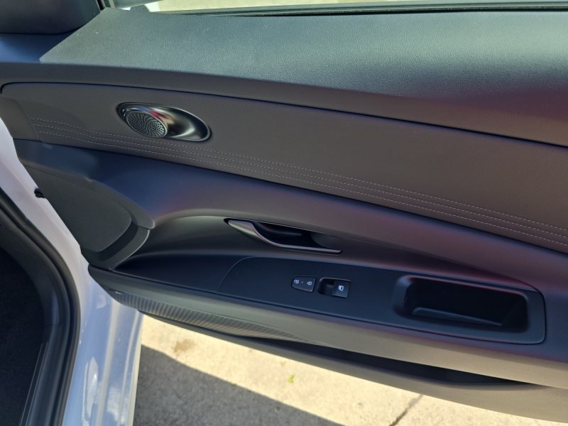 2025 Hyundai Elantra Hybrid