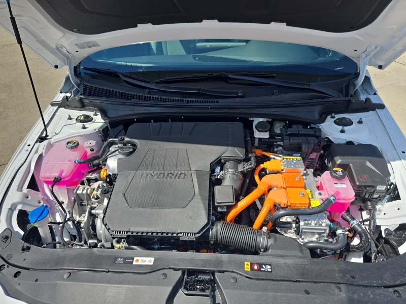 2025 Hyundai Elantra Hybrid