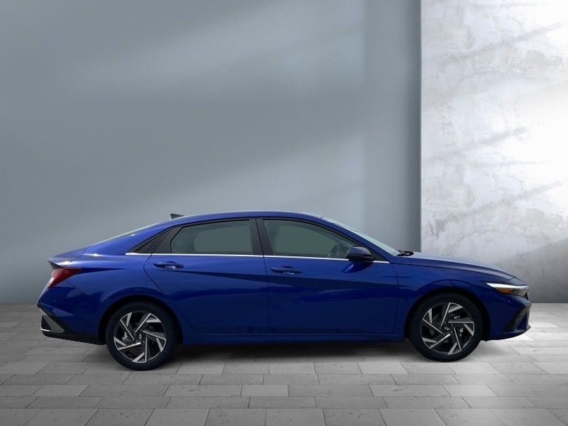2025 Hyundai Elantra Hybrid