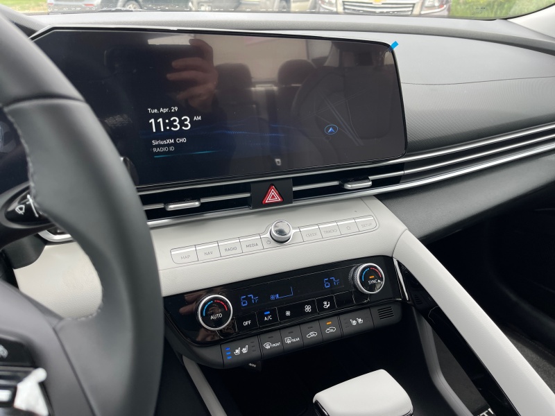 2025 Hyundai Elantra Hybrid