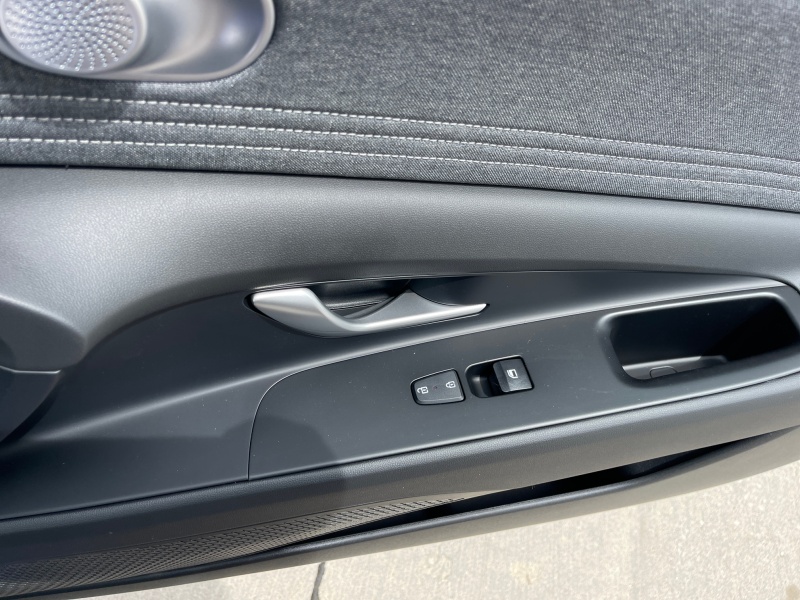 2025 Hyundai Elantra Hybrid