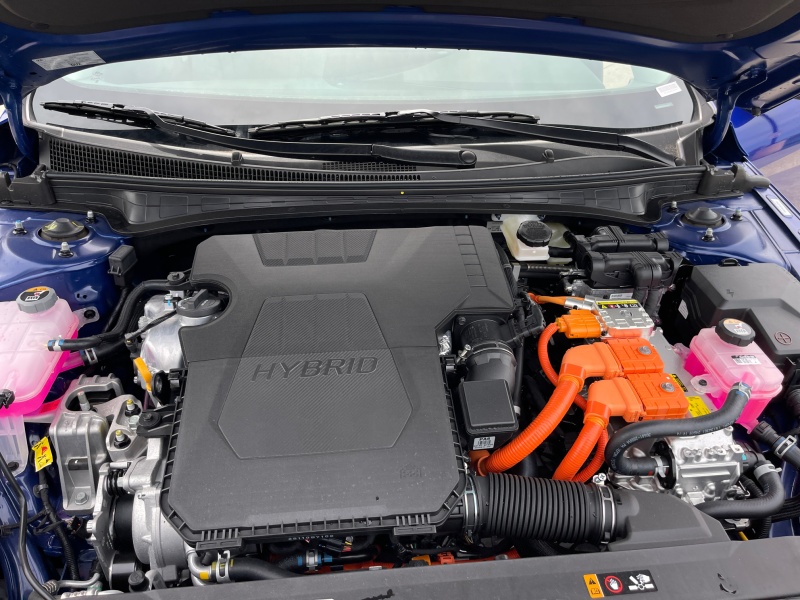 2025 Hyundai Elantra Hybrid