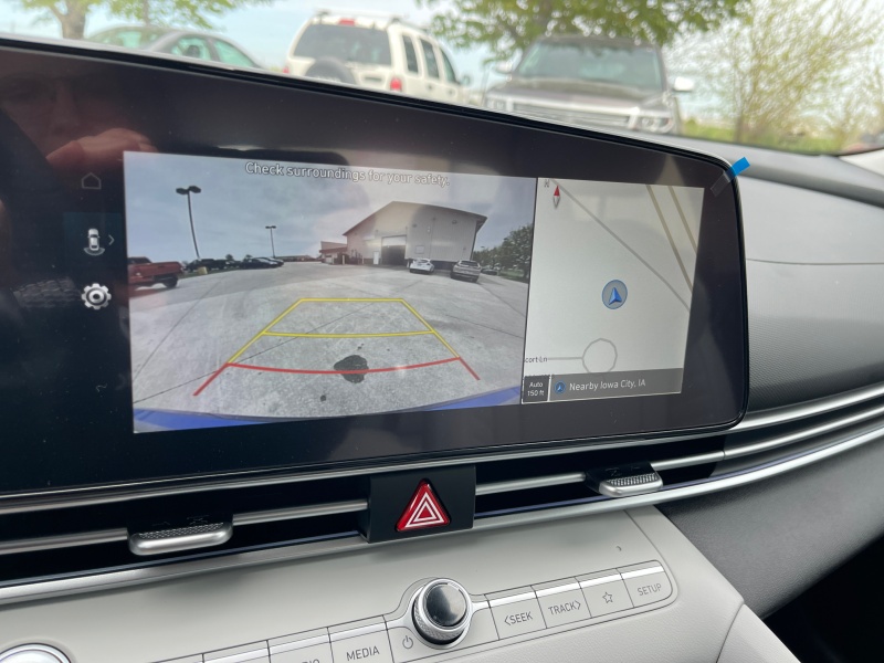 2025 Hyundai Elantra Hybrid