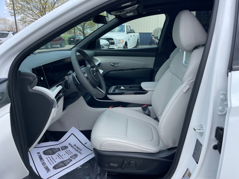 2025 Hyundai Tucson Hybrid