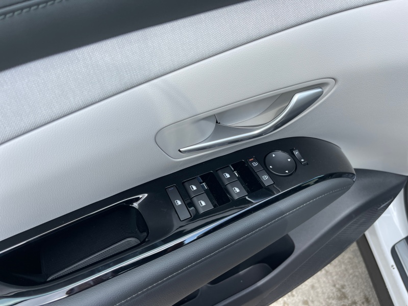 2025 Hyundai Tucson Hybrid