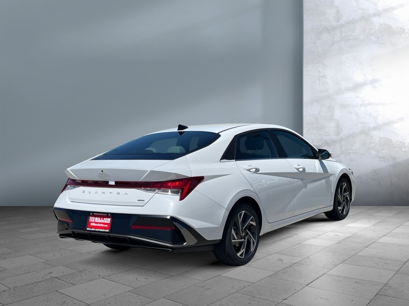 2025 Hyundai Elantra Hybrid