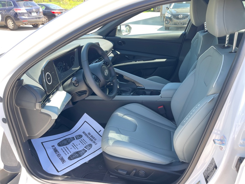 2025 Hyundai Elantra Hybrid