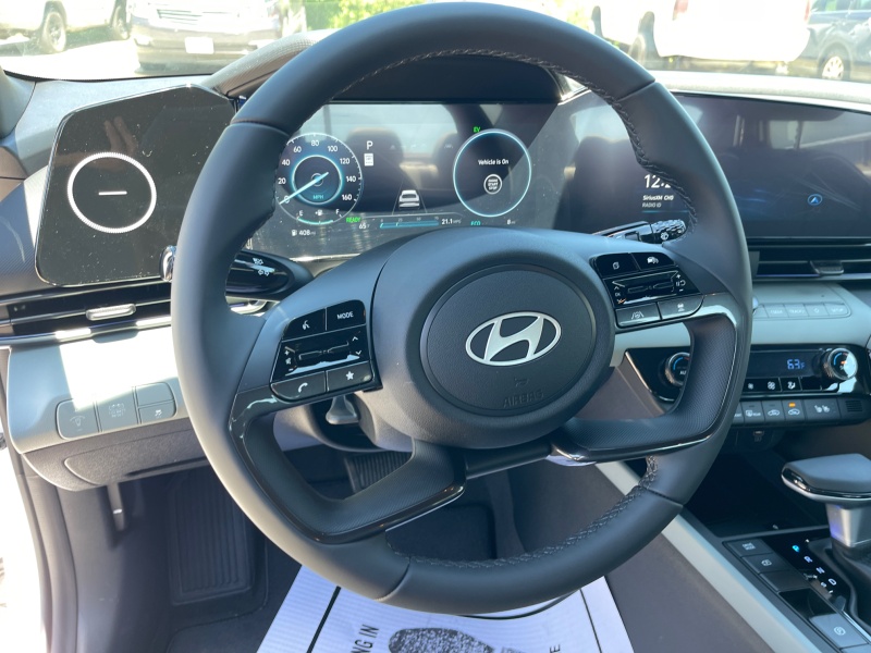 2025 Hyundai Elantra Hybrid