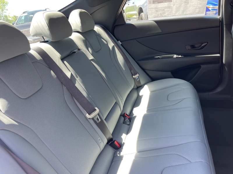 2025 Hyundai Elantra Hybrid