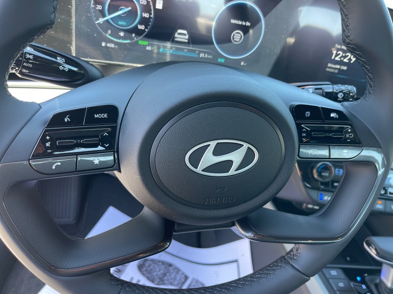 2025 Hyundai Elantra Hybrid