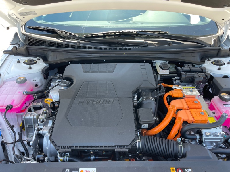 2025 Hyundai Elantra Hybrid