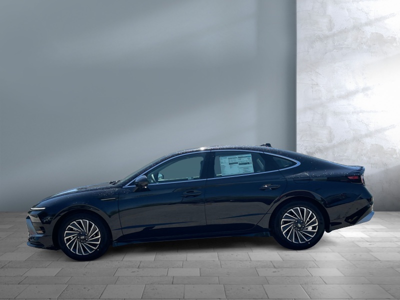 2025 Hyundai Sonata Hybrid
