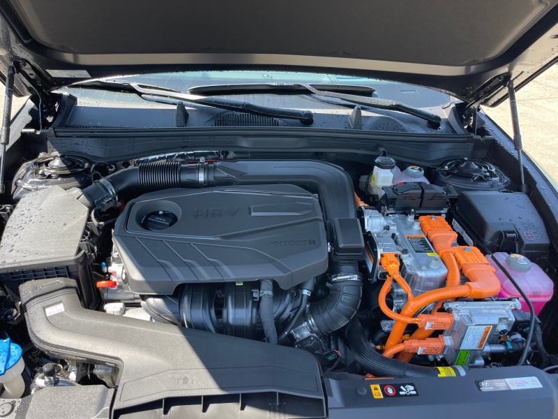 2025 Hyundai Sonata Hybrid