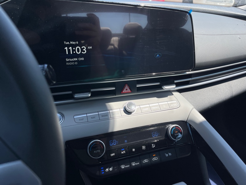 2025 Hyundai Elantra Hybrid