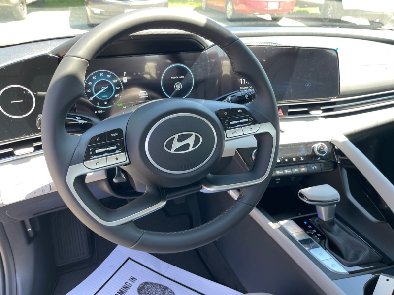 2025 Hyundai Elantra Hybrid