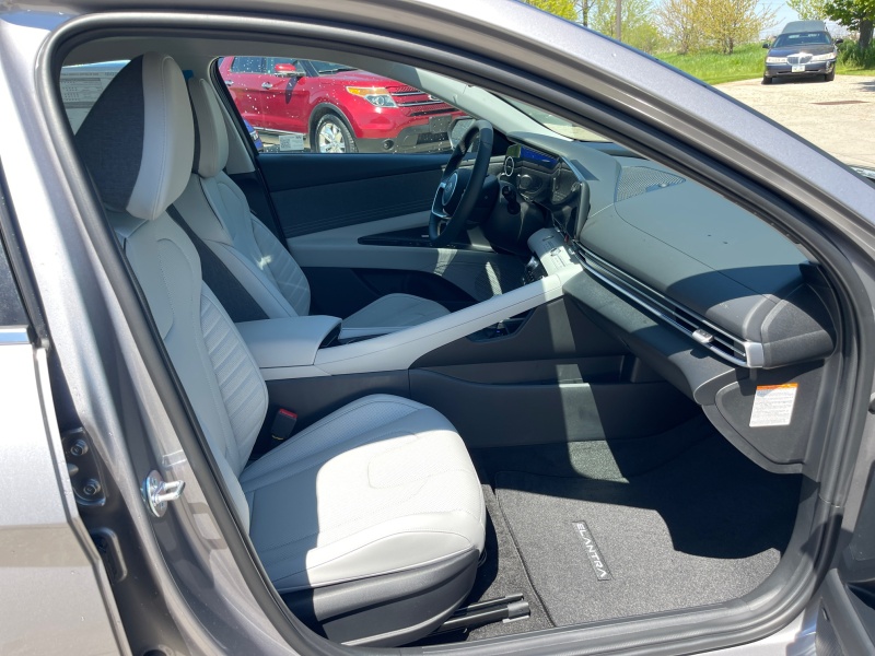 2025 Hyundai Elantra Hybrid