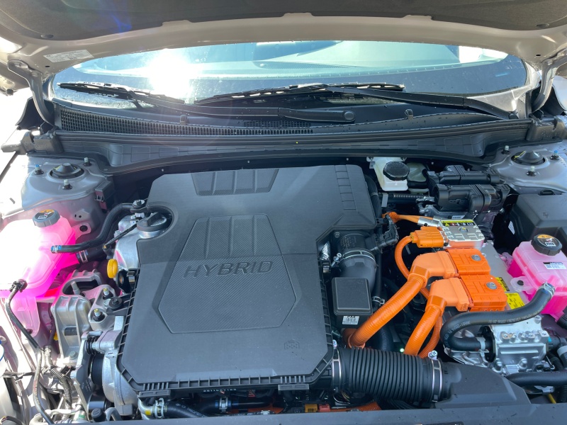 2025 Hyundai Elantra Hybrid