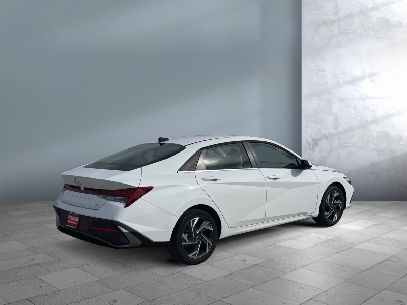 2025 Hyundai Elantra Hybrid