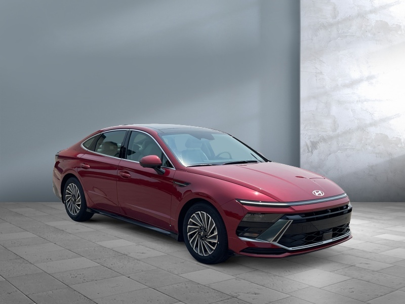 2025 Hyundai Sonata Hybrid