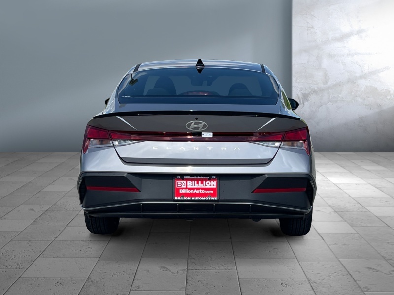 2025 Hyundai Elantra