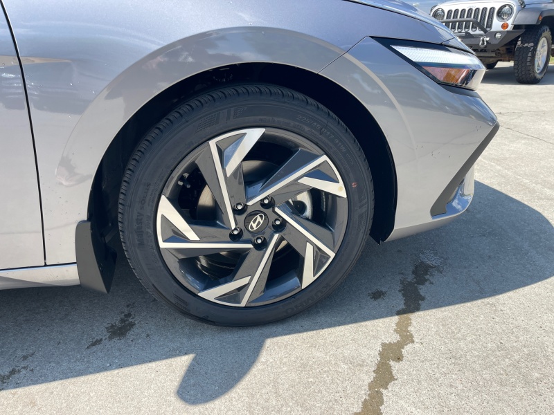 2025 Hyundai Elantra