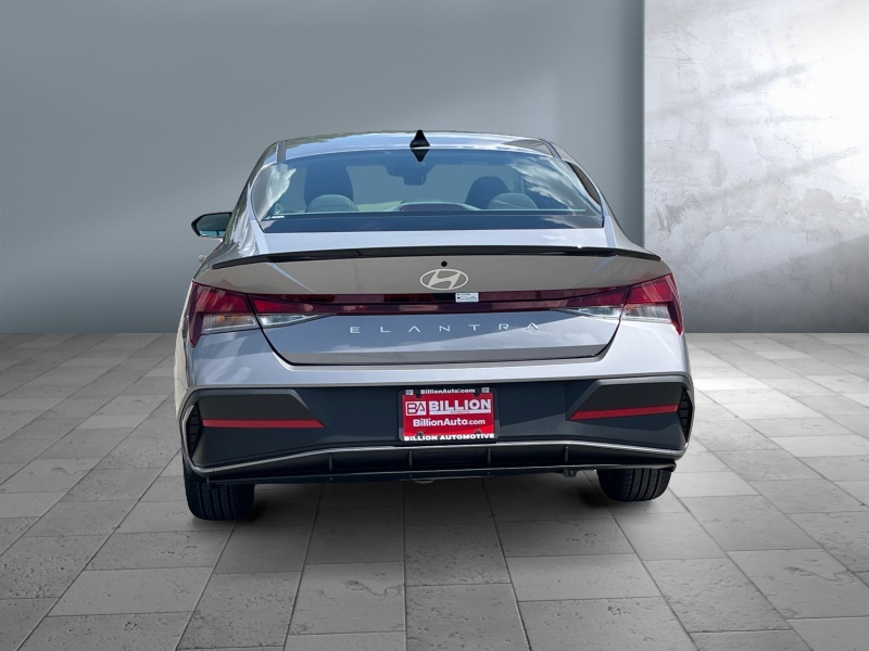 2025 Hyundai Elantra