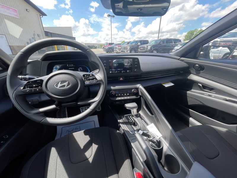 2025 Hyundai Elantra