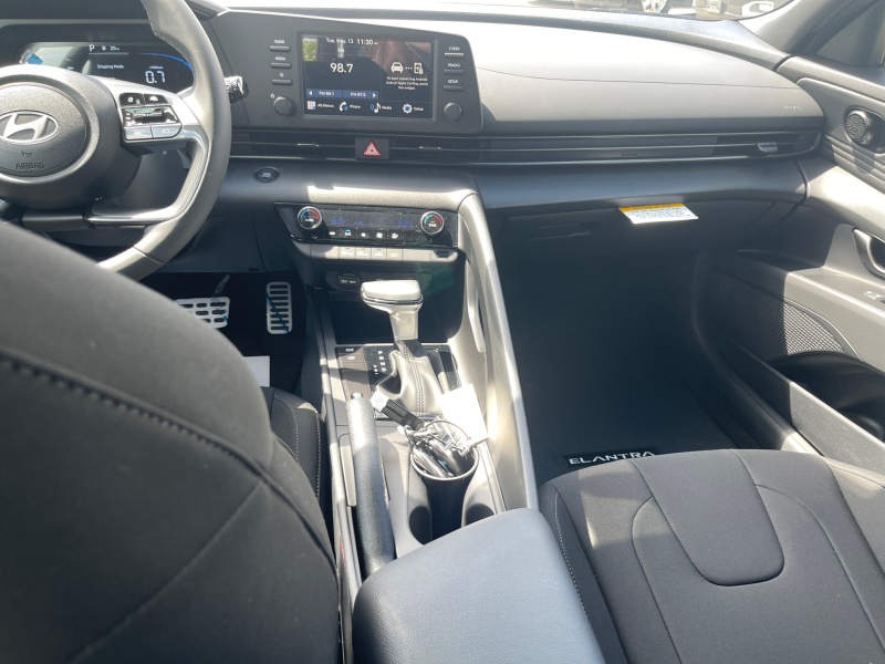2025 Hyundai Elantra