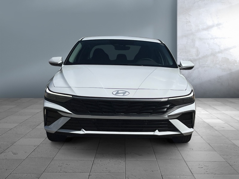 2025 Hyundai Elantra Hybrid