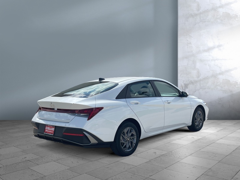 2025 Hyundai Elantra Hybrid