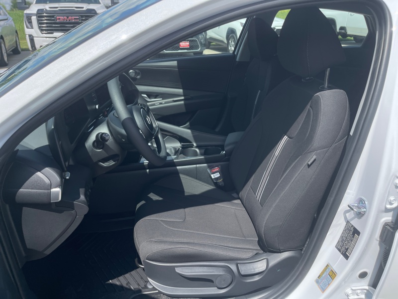 2025 Hyundai Elantra Hybrid