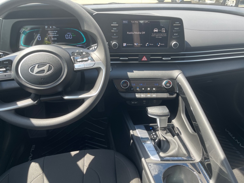 2025 Hyundai Elantra Hybrid