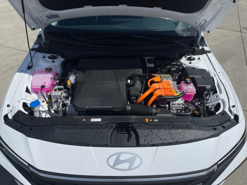 2025 Hyundai Elantra Hybrid