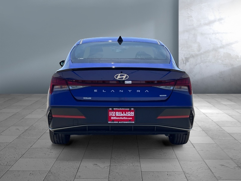 2025 Hyundai Elantra Hybrid