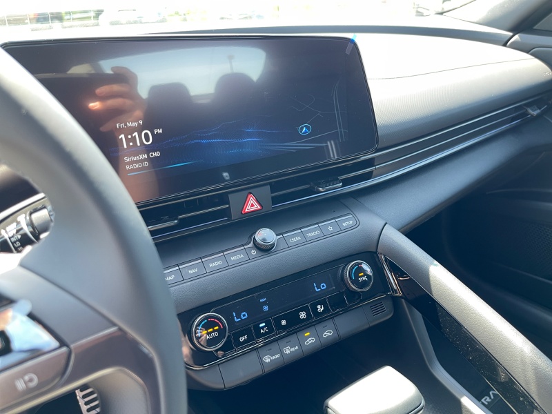 2025 Hyundai Elantra Hybrid