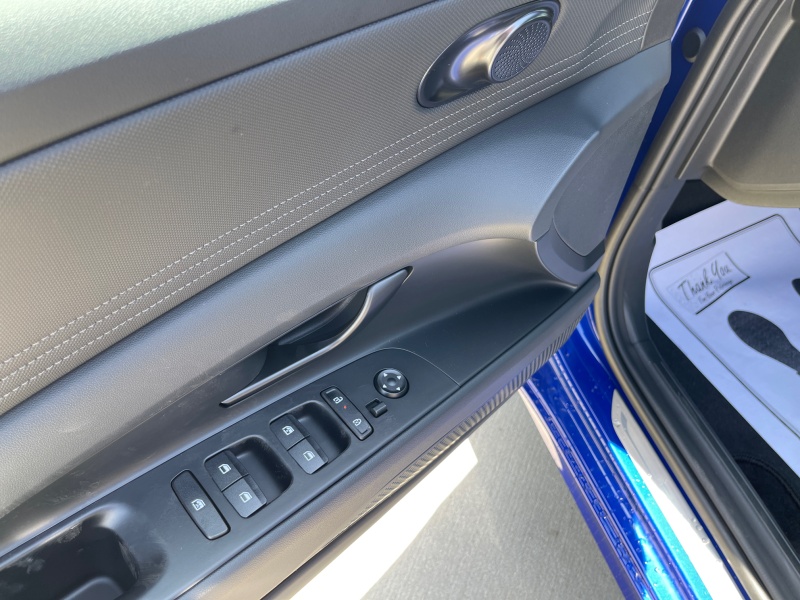 2025 Hyundai Elantra Hybrid