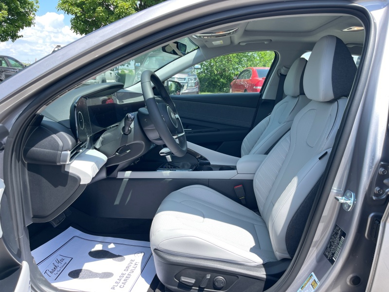 2025 Hyundai Elantra Hybrid
