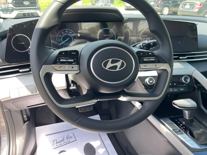 2025 Hyundai Elantra Hybrid