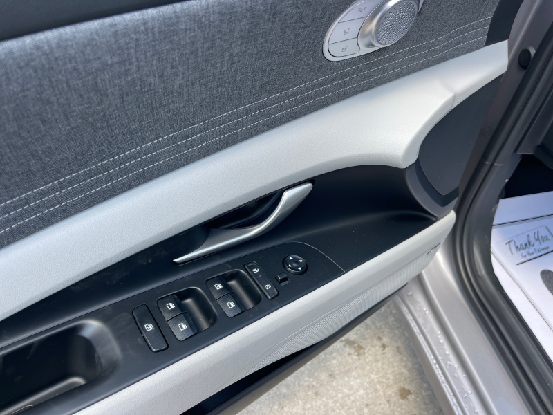 2025 Hyundai Elantra Hybrid