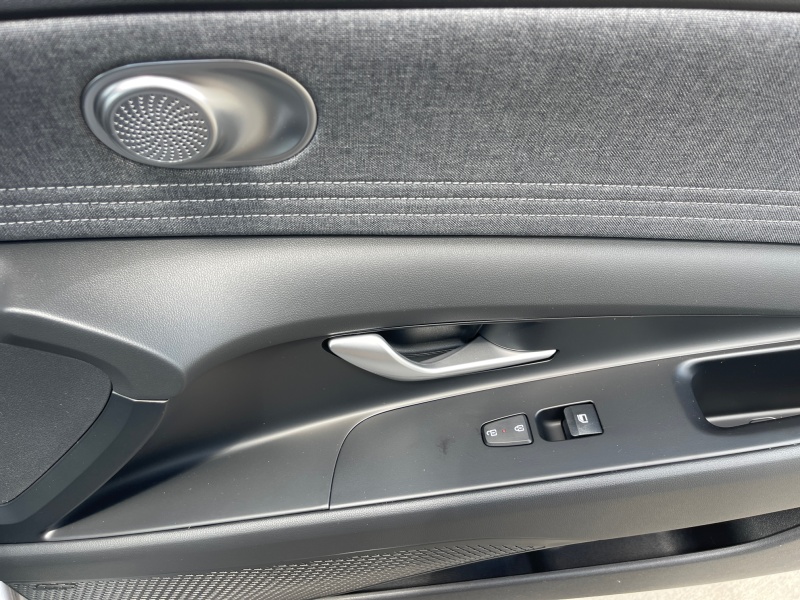 2025 Hyundai Elantra Hybrid