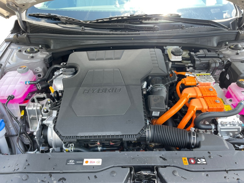 2025 Hyundai Elantra Hybrid